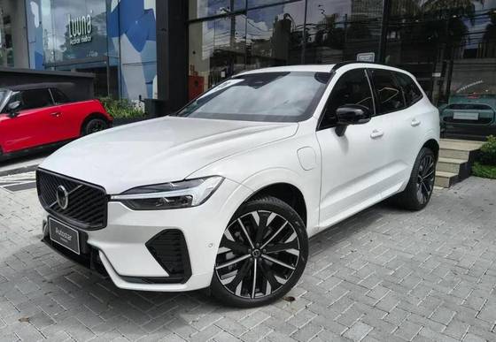 VOLVO XC60 2.0 T8 PHEV ULTRA DARK AWD GEARTRONIC